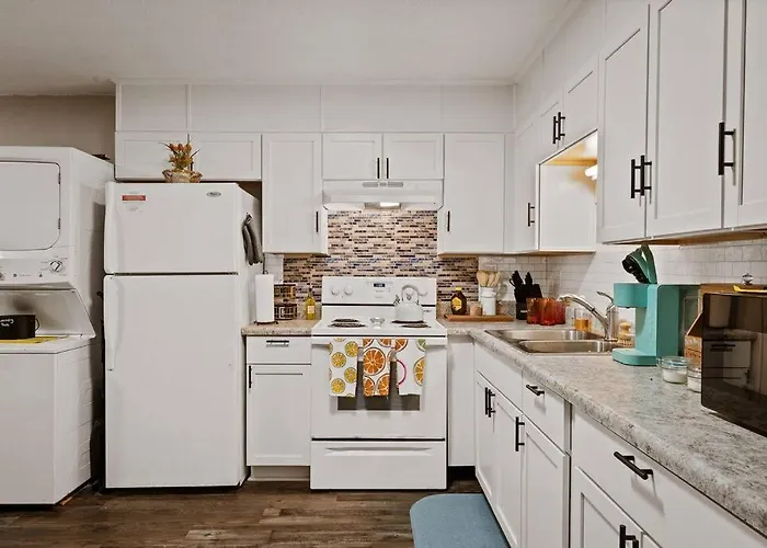 Cozy Hideaway Fire Pit Bbq Kid & Dog Friendly Holiday home Pensacola