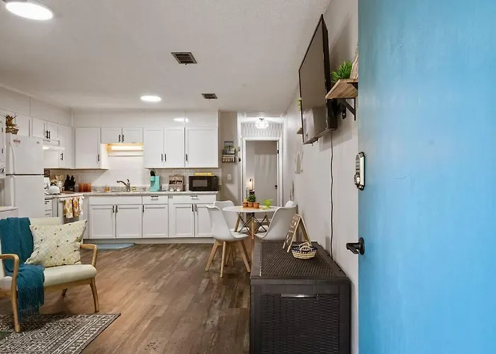 Cozy Hideaway Fire Pit Bbq Kid & Dog Friendly Holiday home Pensacola