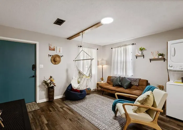 Cozy Hideaway Fire Pit Bbq Kid & Dog Friendly Holiday home Pensacola